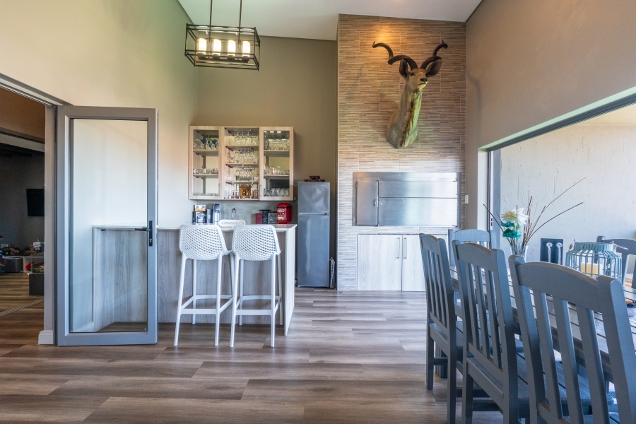 4 Bedroom Property for Sale in Monte Christo Western Cape